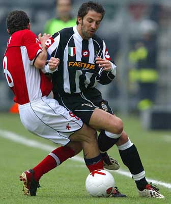 避免附加赛停赛，意媒：染黄的泽林斯基可能轮休波兰末轮比赛（意媒：为避附加赛停赛，吃到黄牌的泽林斯基或轮休波兰末轮比赛）