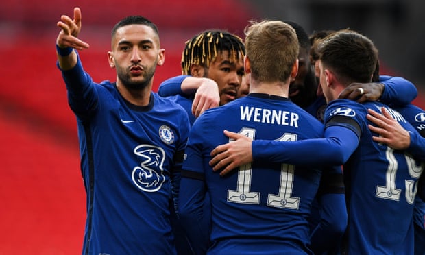 球报：安哥拉对阵阿根廷期间，球场出现混乱导致70名球迷受伤（球报：安哥拉战阿根廷突发混乱，70名球迷受伤）